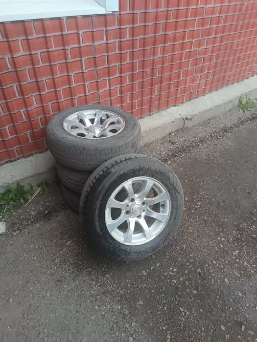 Продам колеса в сборе на Ваз