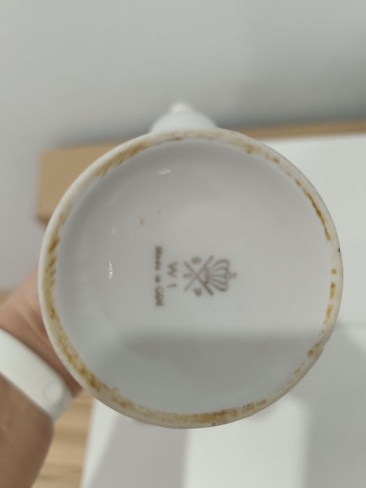 Продам срочно посуду