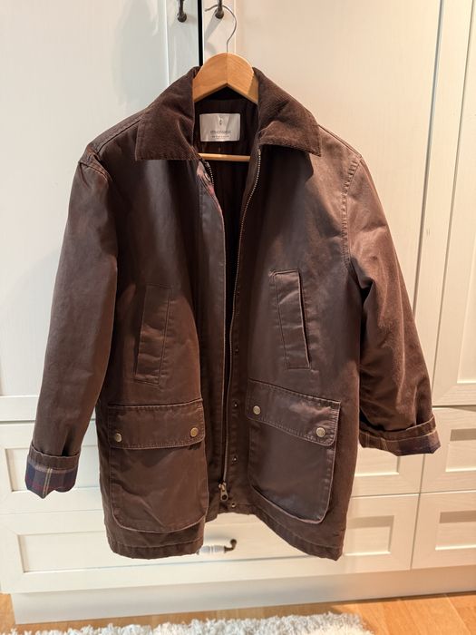 Stradivarius НОВ Сезон  промазана парка S размер овърсайз