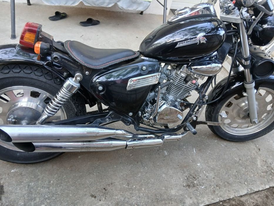 Vand motocicleta  stare de functionare impecabila