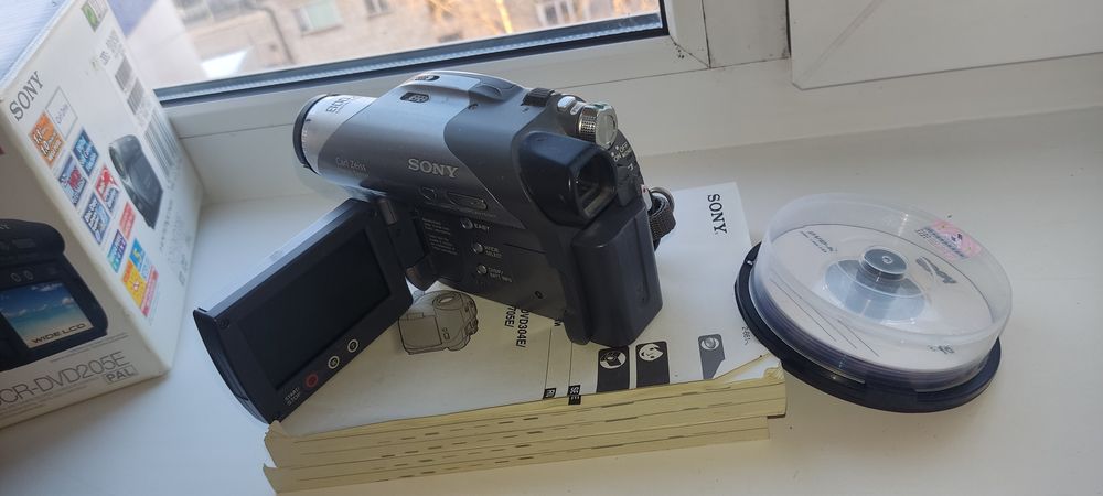 Продам камеру на дисках