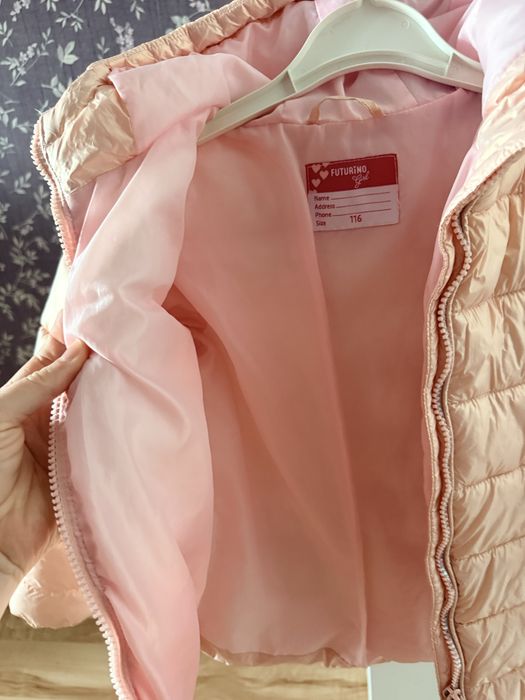 Продам куртку на девочку!!!