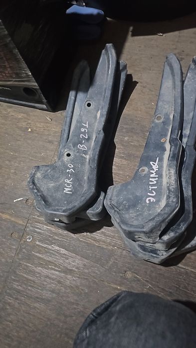 Задние подкрылки