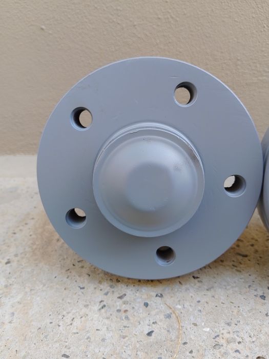 Butucii remorci carute