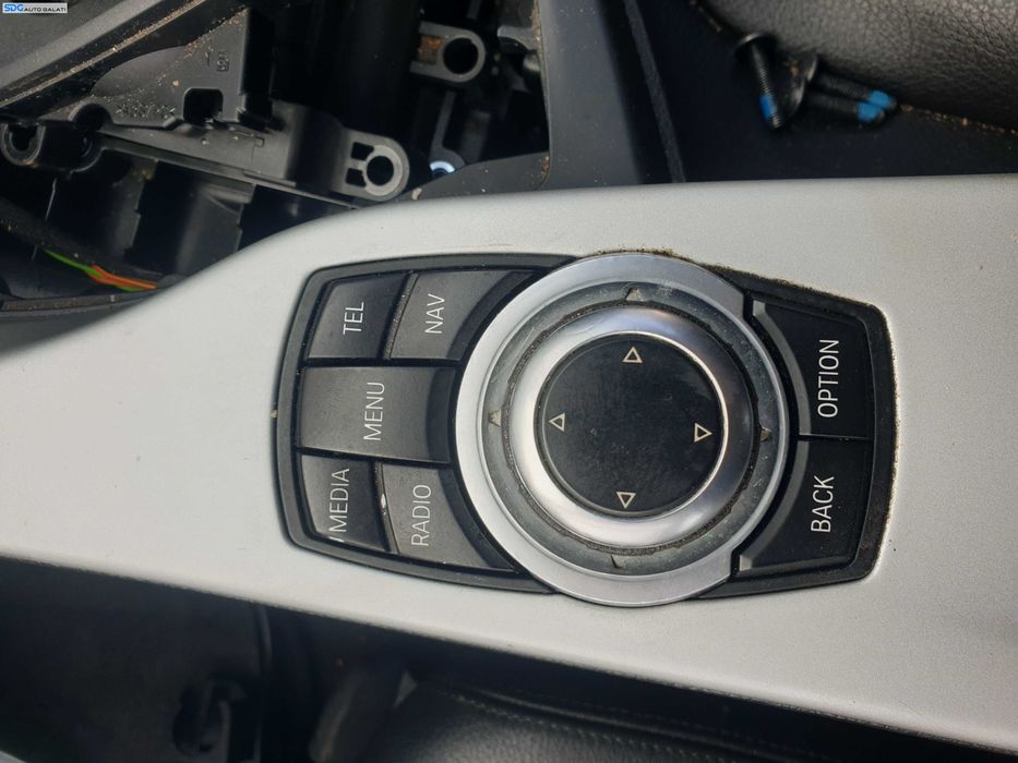 Controller Joystik Buton Comanda Control Navigatie Unitate Radio CD Player BMW Seria 3 F30 NFL Non Facelift 2011 - 2014 [K0372]