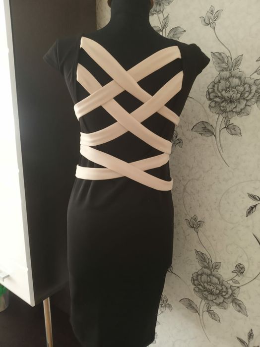 Продам платье на стройняшку!