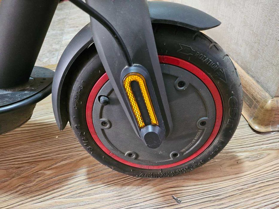 Электросамокат Xiaomi m365 Pro