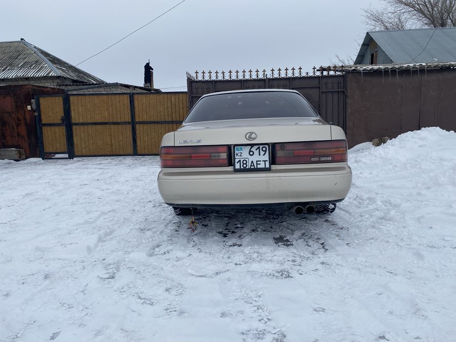 Продам Лексус ес300