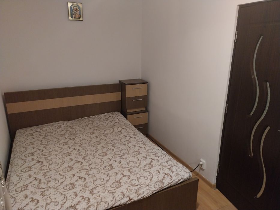 Apartament 2 camere de închiriat
