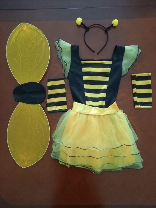 Costum albinuțe 4-6 ani