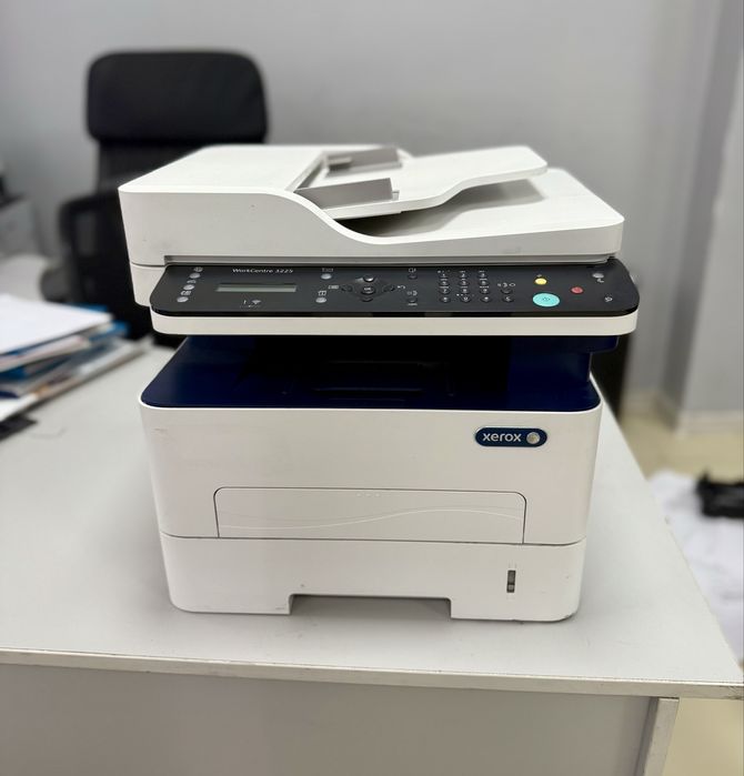 Продается МФУ Xerox 3225Ni