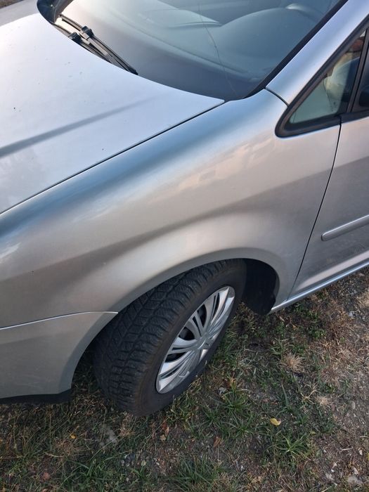 Vând  Volkswagen Touran