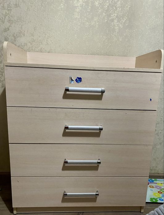 Продам комод детский