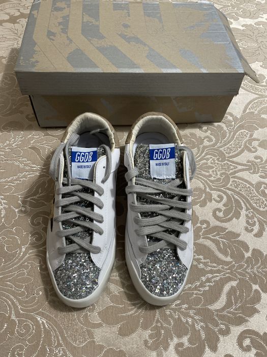 Adidasi dama golden goose