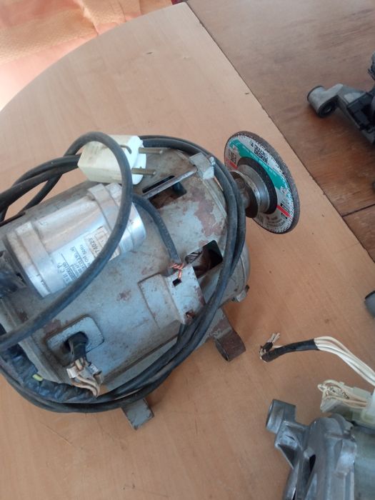 Ел мотори за перални машини