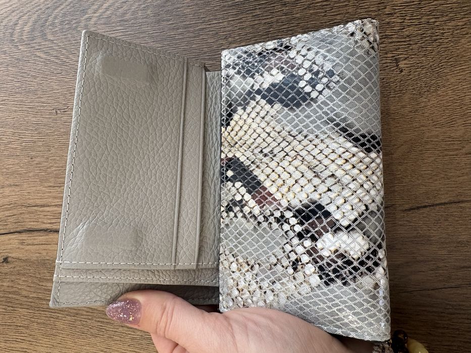 Дамско кожено портмоне