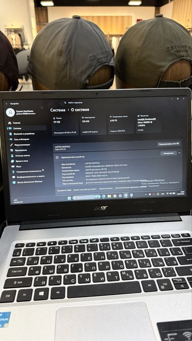 Ноутбук acer aspire 1