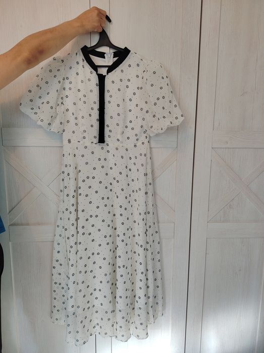 Продам платья б/у