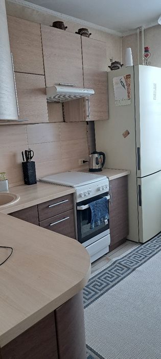 Продам квартиру 4 комнатную