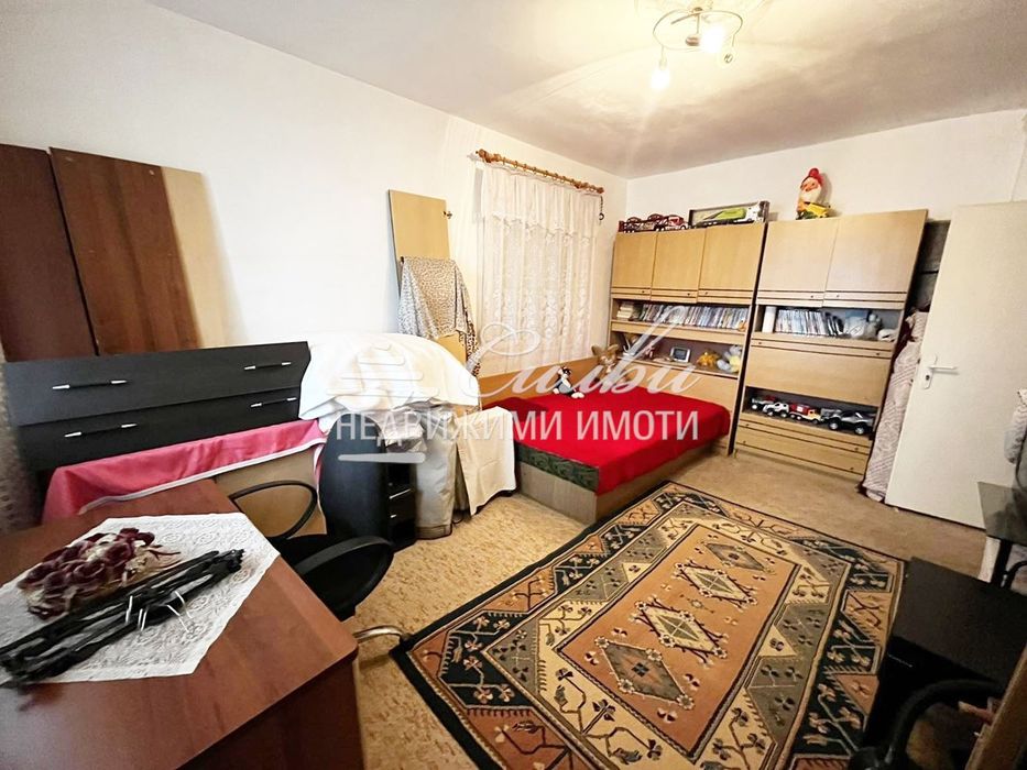 Продава се Тристаен апартамент в Шумен, Боян Българанов 2 - 85 кв.м за 591 €/кв.м - Снимка #4