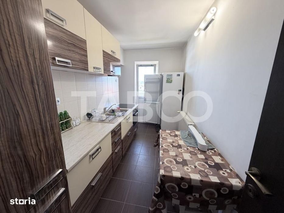 Apartament decomandat 2 camere 56 mpu cu balcon 14 mp Mihai Viteazul