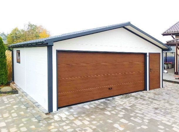 Vand Garaj auto 5 x 3 structura metalica usoara