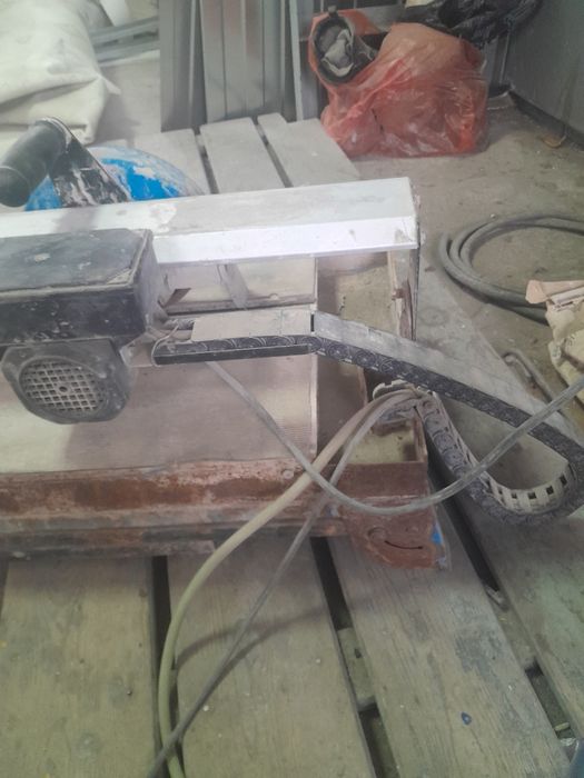 Кафелерезка,,,с в