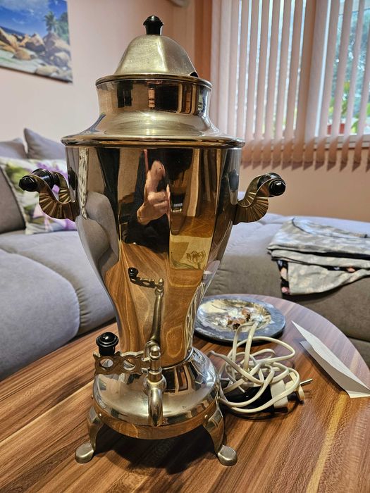 Продавам нов електрически самовар