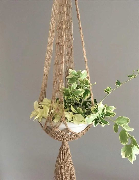 Висящи единични и двойни цветарници