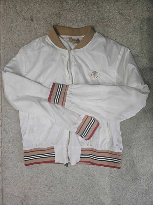 Дамско тънко яке