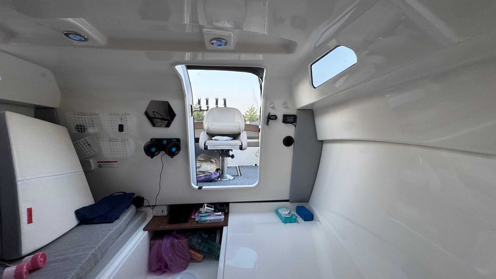 Quicksilver Activ 555 Cabin• Mercury 115 CP CT • Full Option + Peridoc