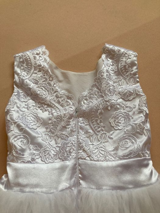 Красива Детска рокля ръст  до 140 см