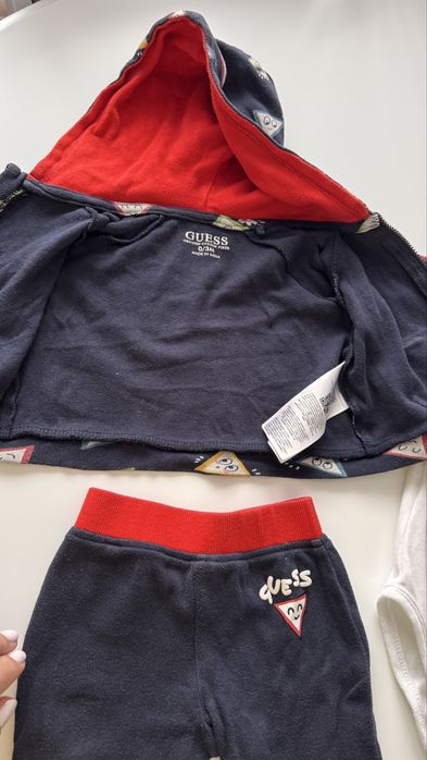 Set trenig+body Guess 0-3 luni