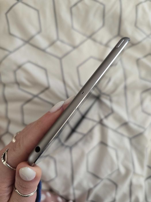 Tableta iPad mini 2