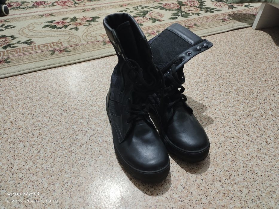 Продам Военый Форму и Берцы