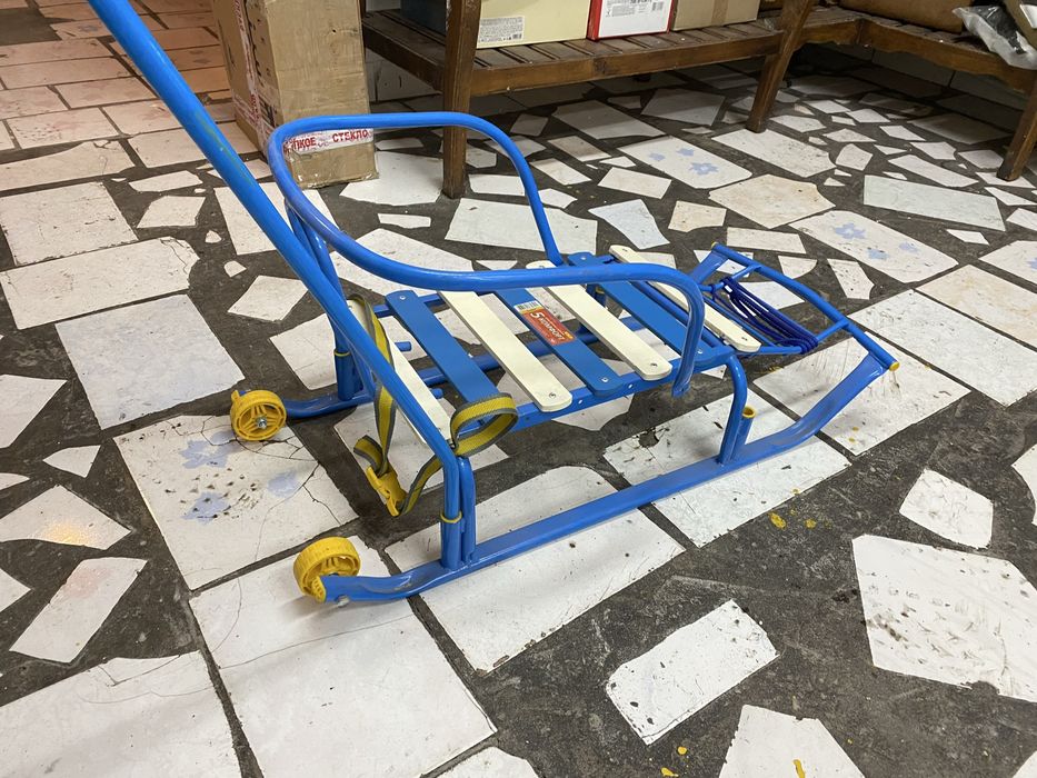 Продам сани детский шорошие