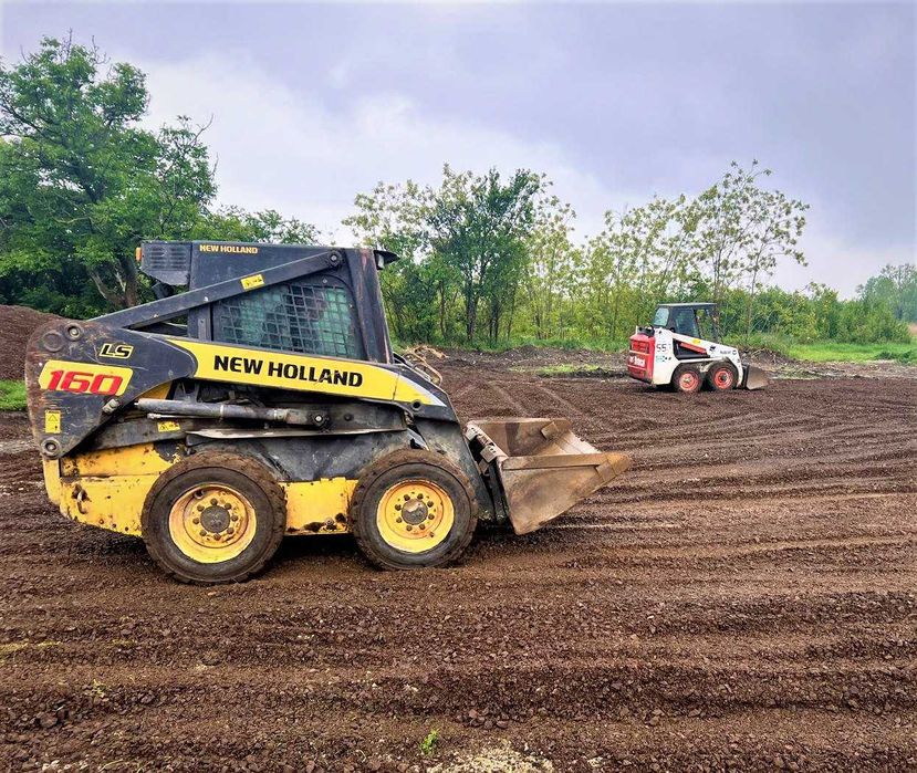 Sapaturi(inchiriere) miniexcavator,fundatii,fosa,decopertat,apa,canal!