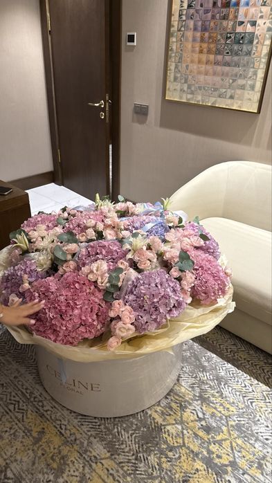 Продам свежие цветы от Celine