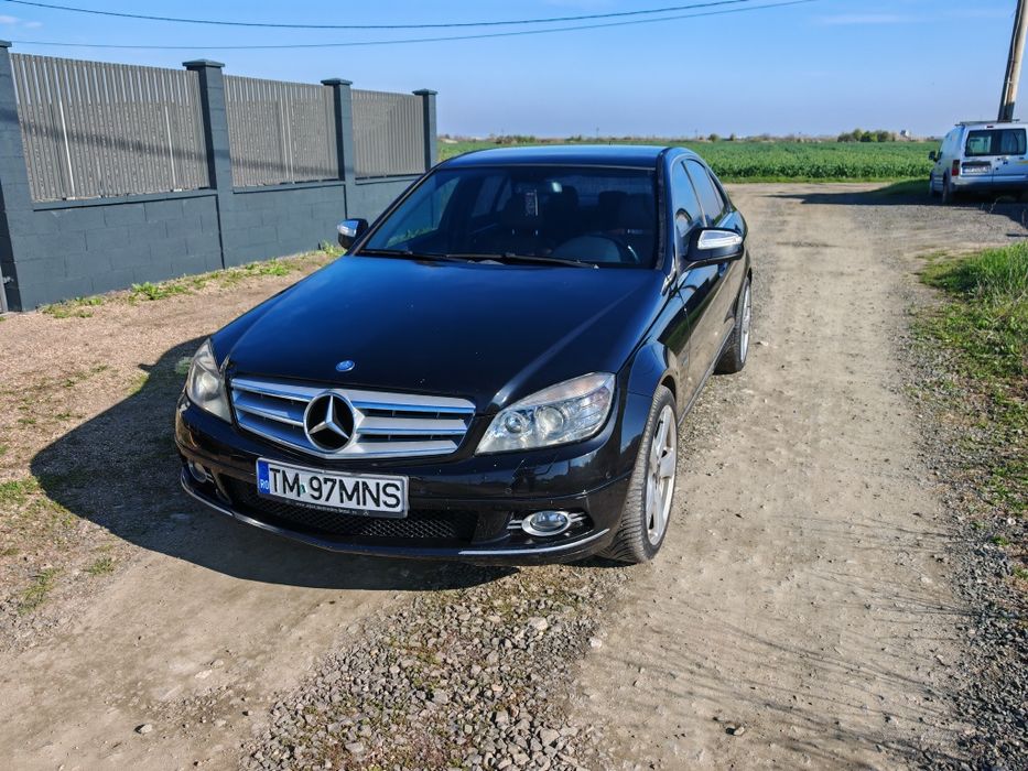 Vând Mercedes C220 CDI