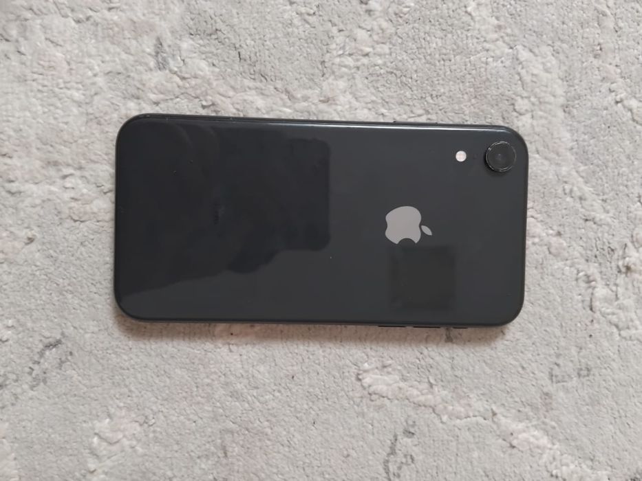 Срочный айфон Хр акб 75 не видел ремонт