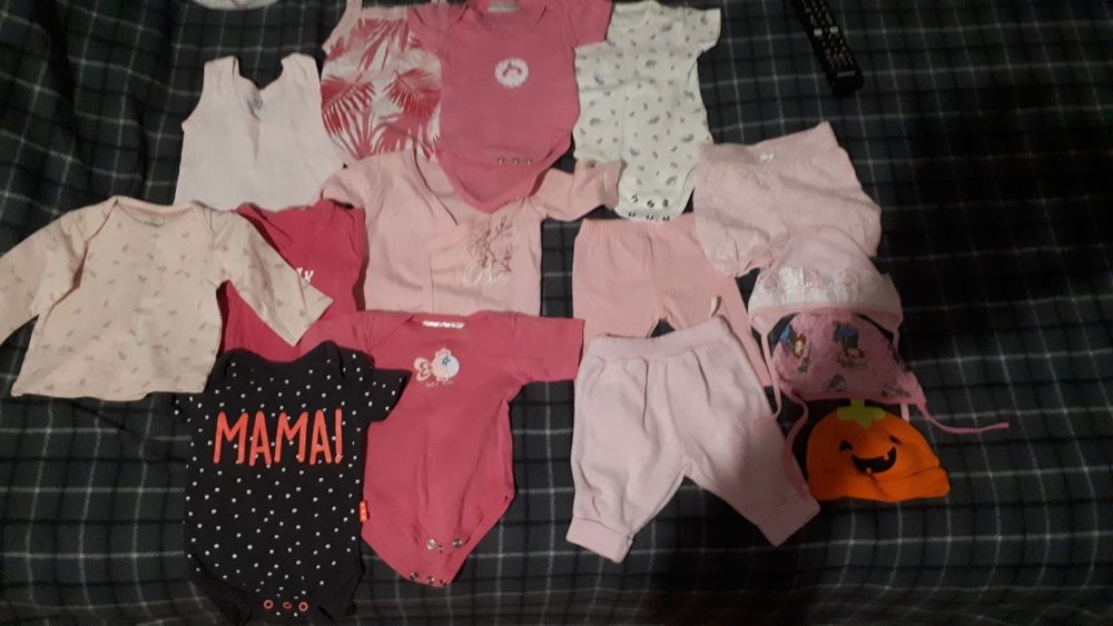 Продам вещи для новорожденных