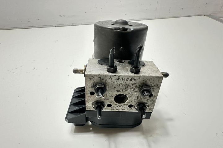 Pompa ABS 8e0614111t Audi A4 B5 (facelift)