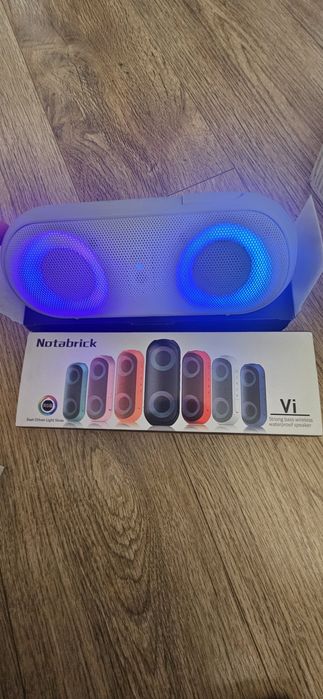 Lichidare de stoc Notabrick difuzor Bluetooth cu iluminare RGB  30w