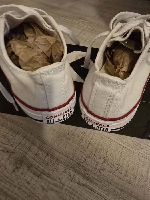 Teniși converse albi marimea 32