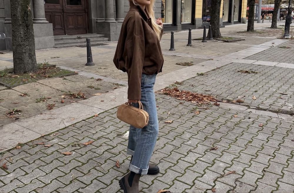 Велурена чанта на Zara