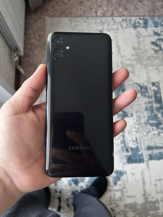 Продам телефон самсунг