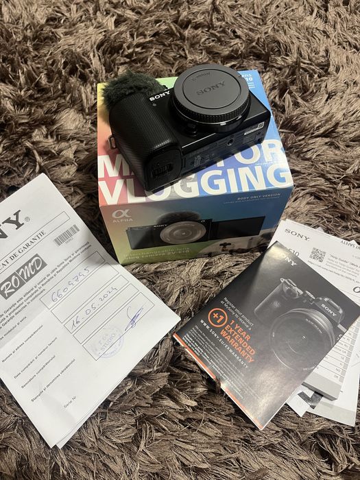 Body Sony ZV-E10 (Negru) - Impecabil