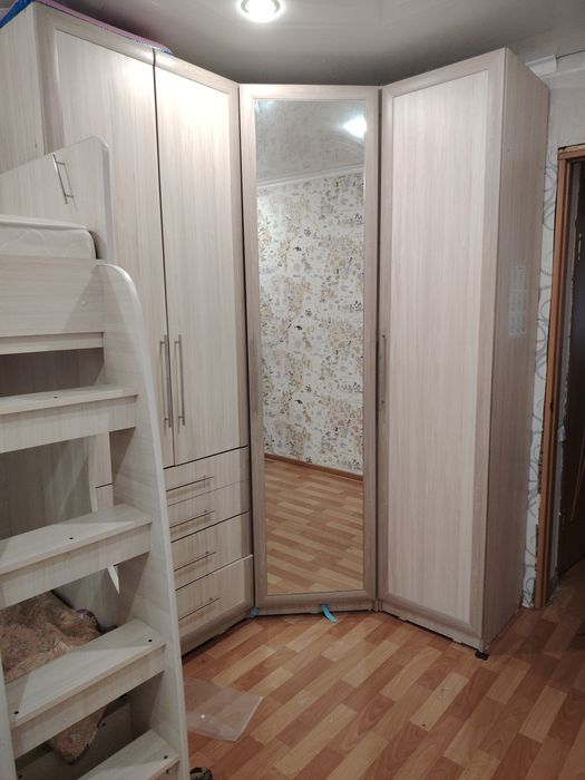 шкаф угловой бежевый