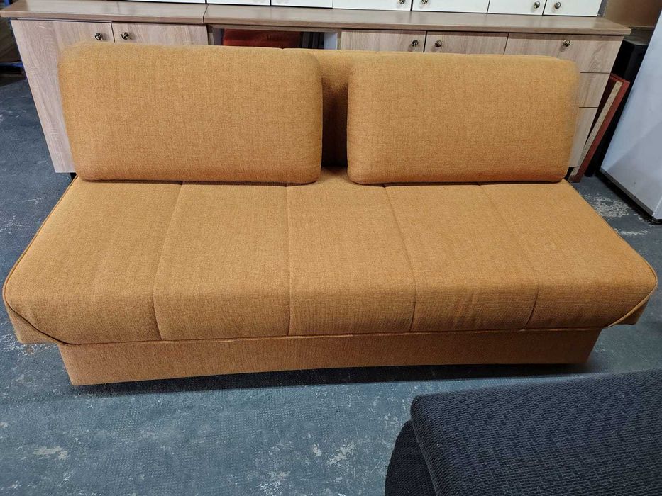 Canapea extensibila in stare perfecta