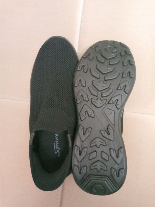 Мужские черные летние в сеточку макасины.